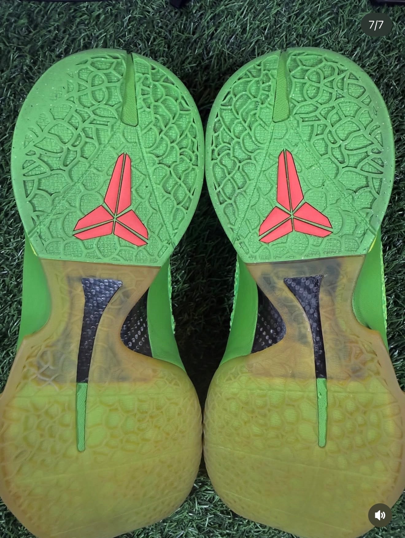 Kobe 6 Protro “Grinch” (Size 15)