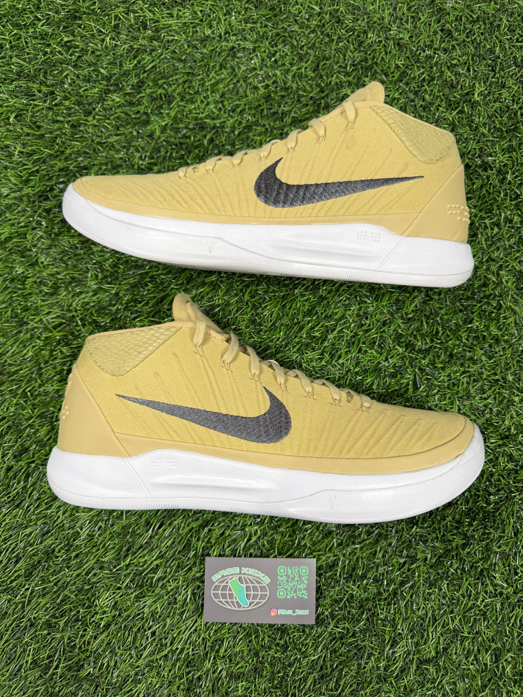 Kobe AB Mid TB “Tan/White” (Size 12.5)