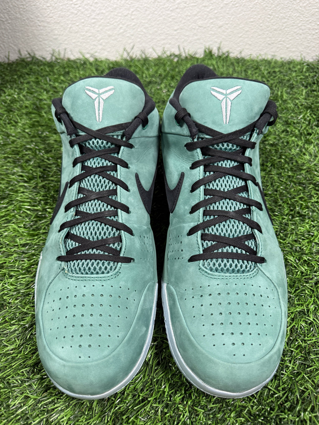 Kobe 4 “Girl Dad” (Size 15)