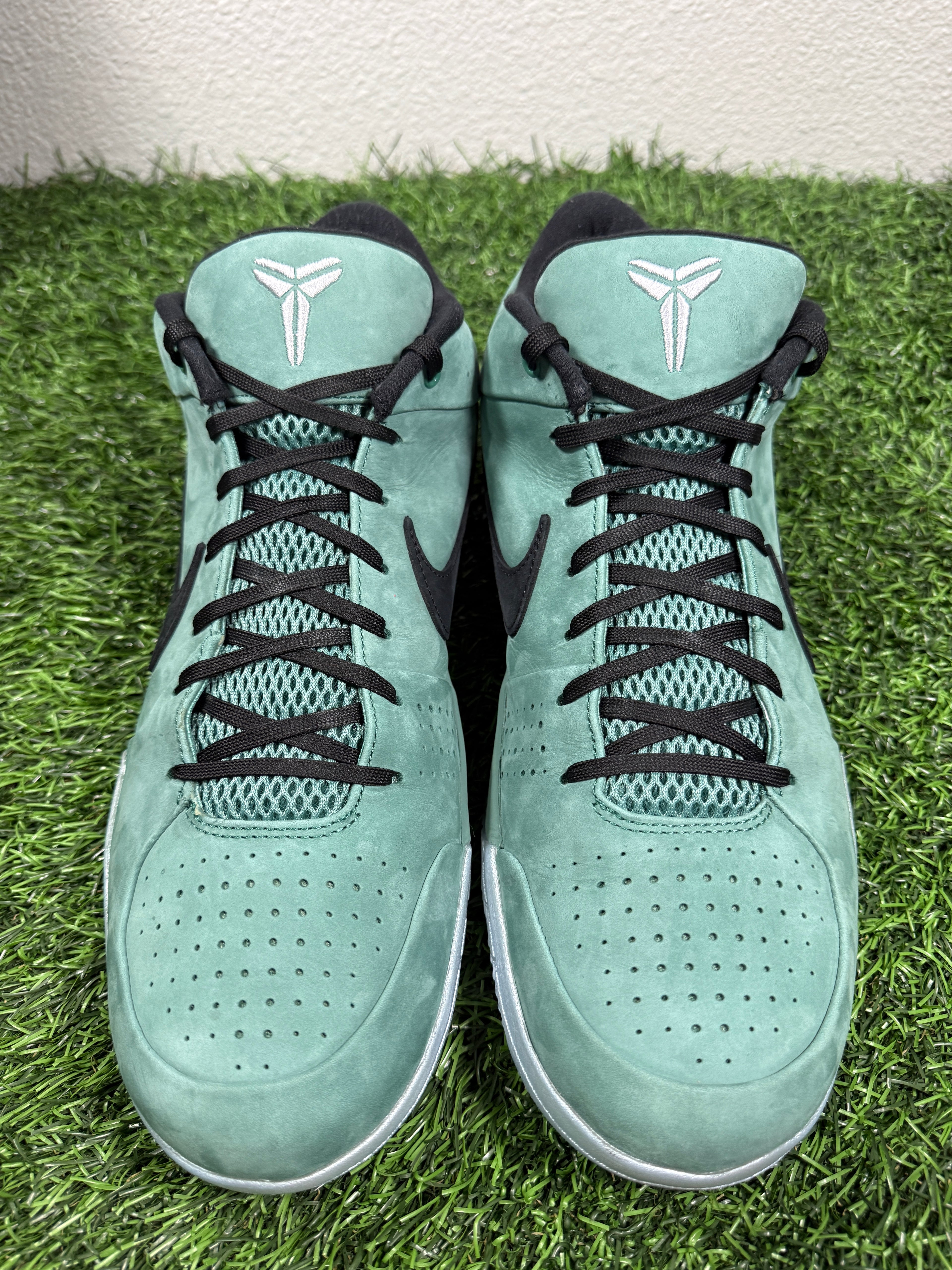 Kobe 4 “Girl Dad” (Size 15)
