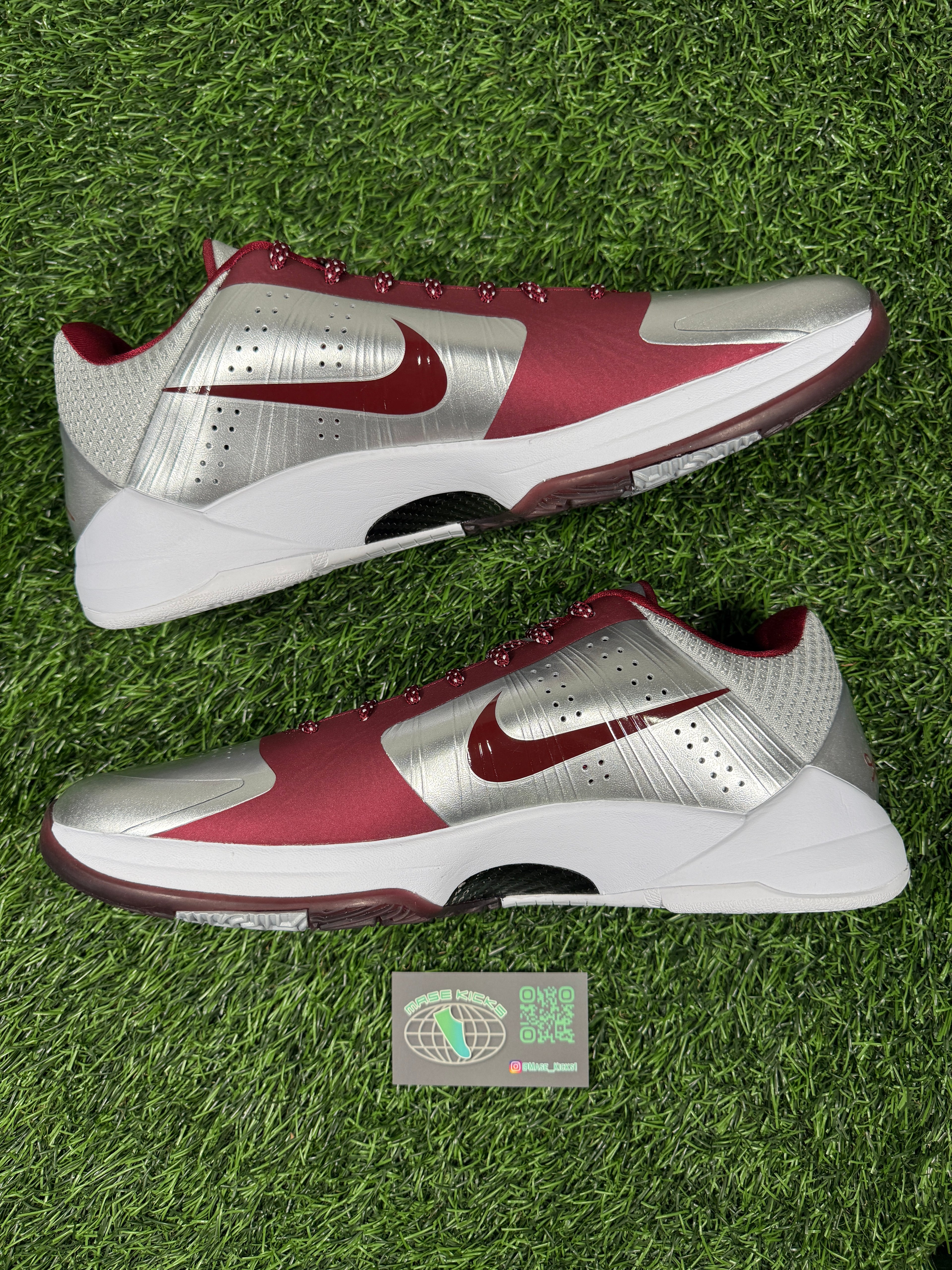 Kobe 5 “Lower Merion” (Size 14)