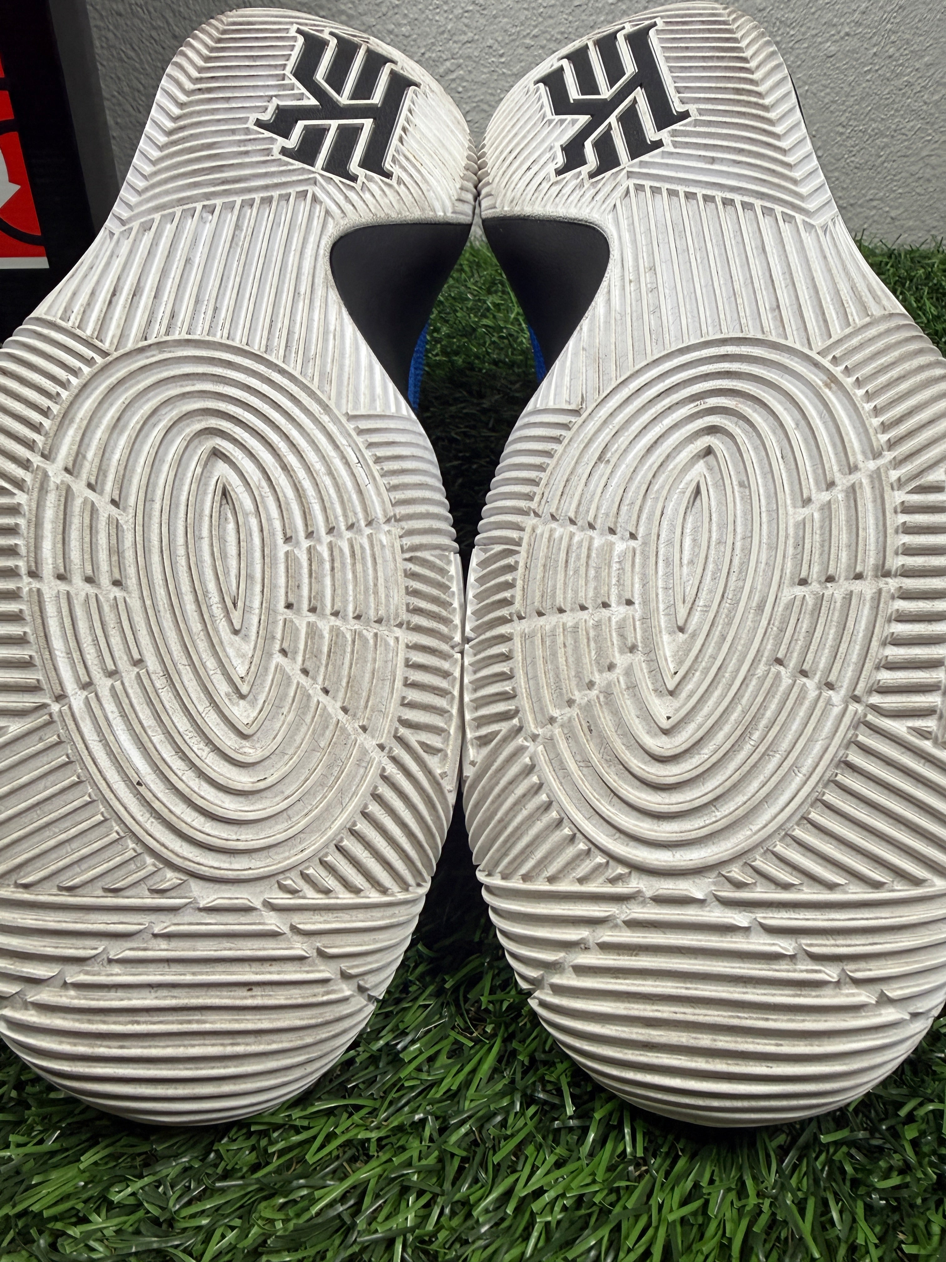 Kyrie 2 “Brotherhood” (Size 13)
