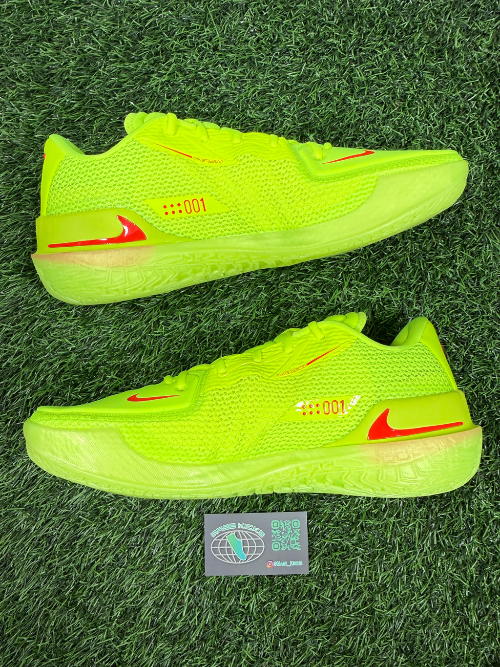 GT Cut 1 EYBL “Volt” (Size 15)