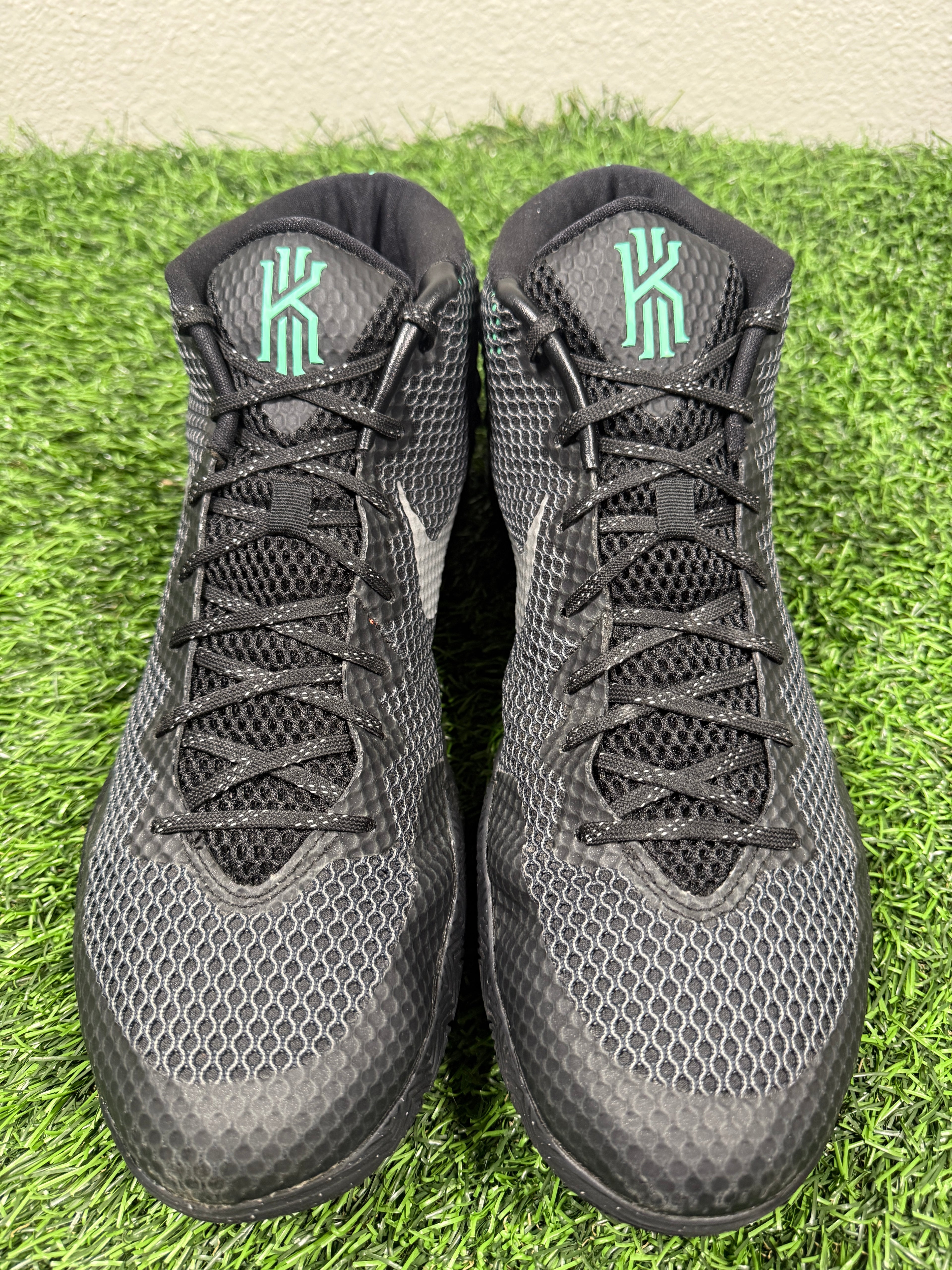Kyrie 1 “Drive Way” (Size 14)
