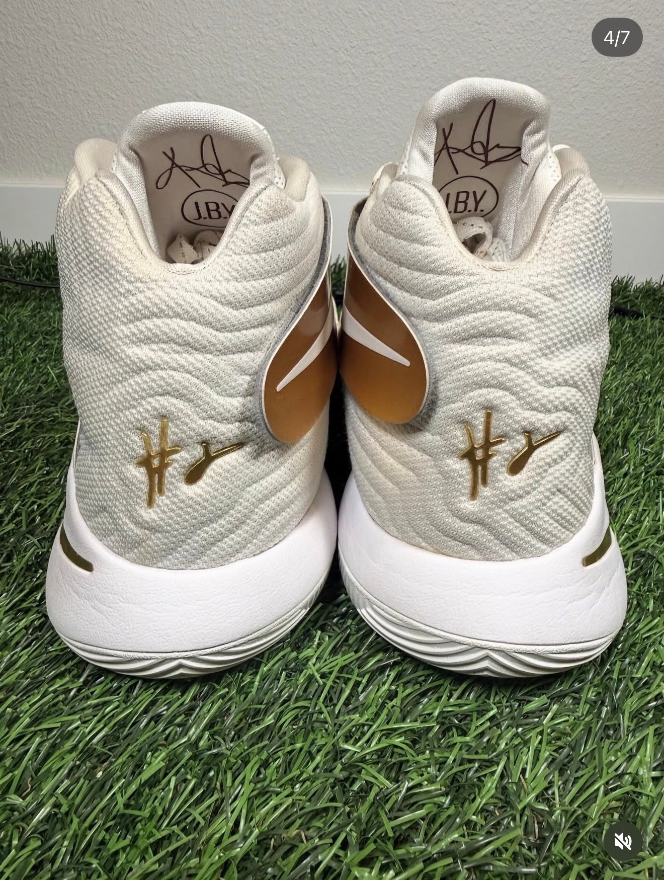 Kyrie 2 ID “Golden” (Size 13)