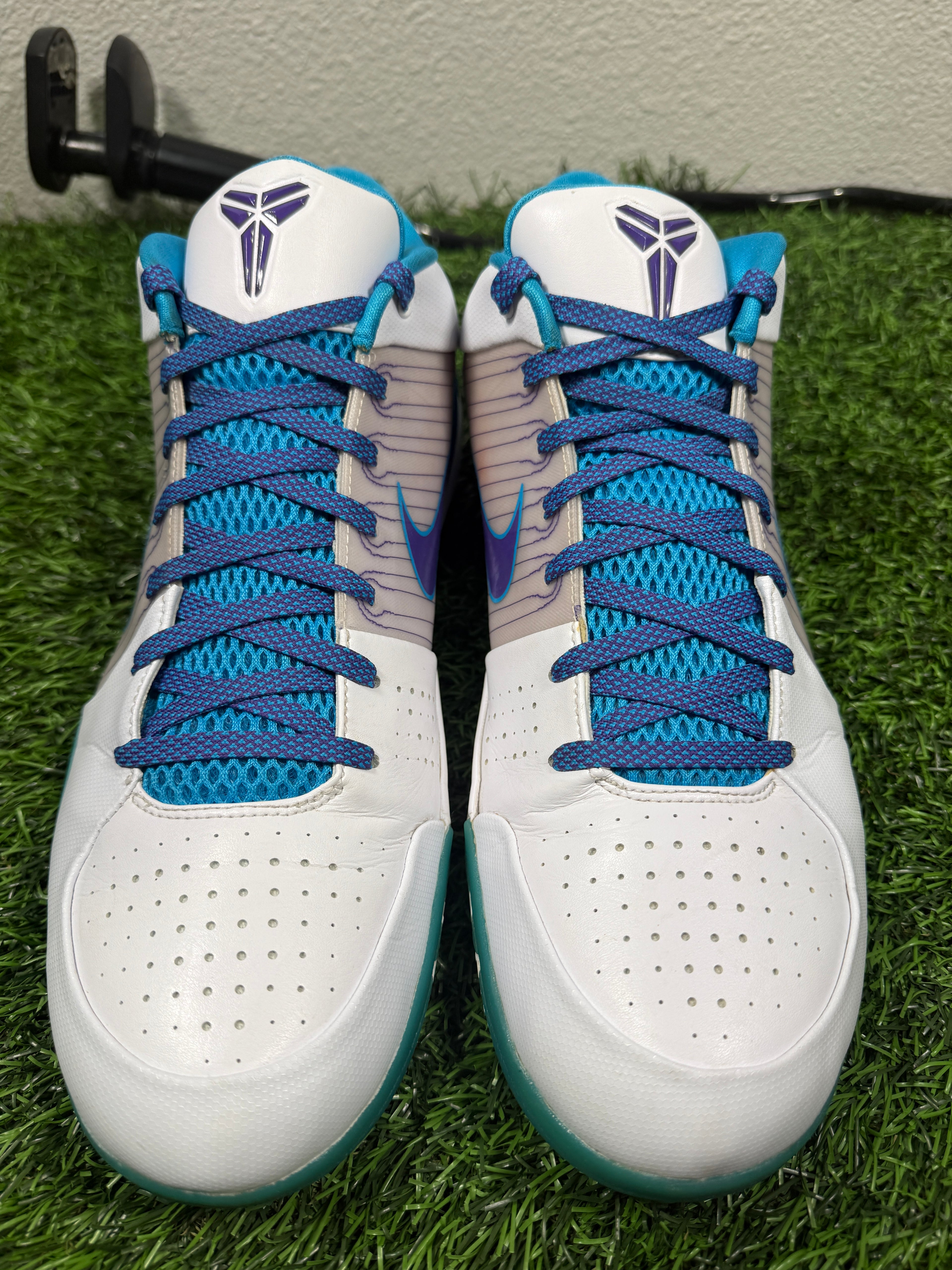 Kobe 4 “Draft Day” (Size 14)