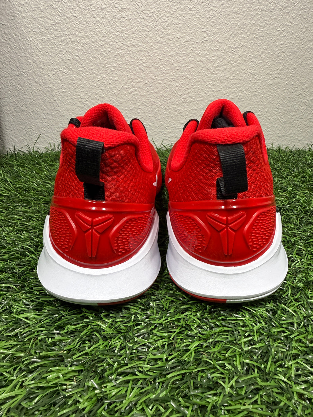 Mamba Focus TB “University Red” (Size 10)