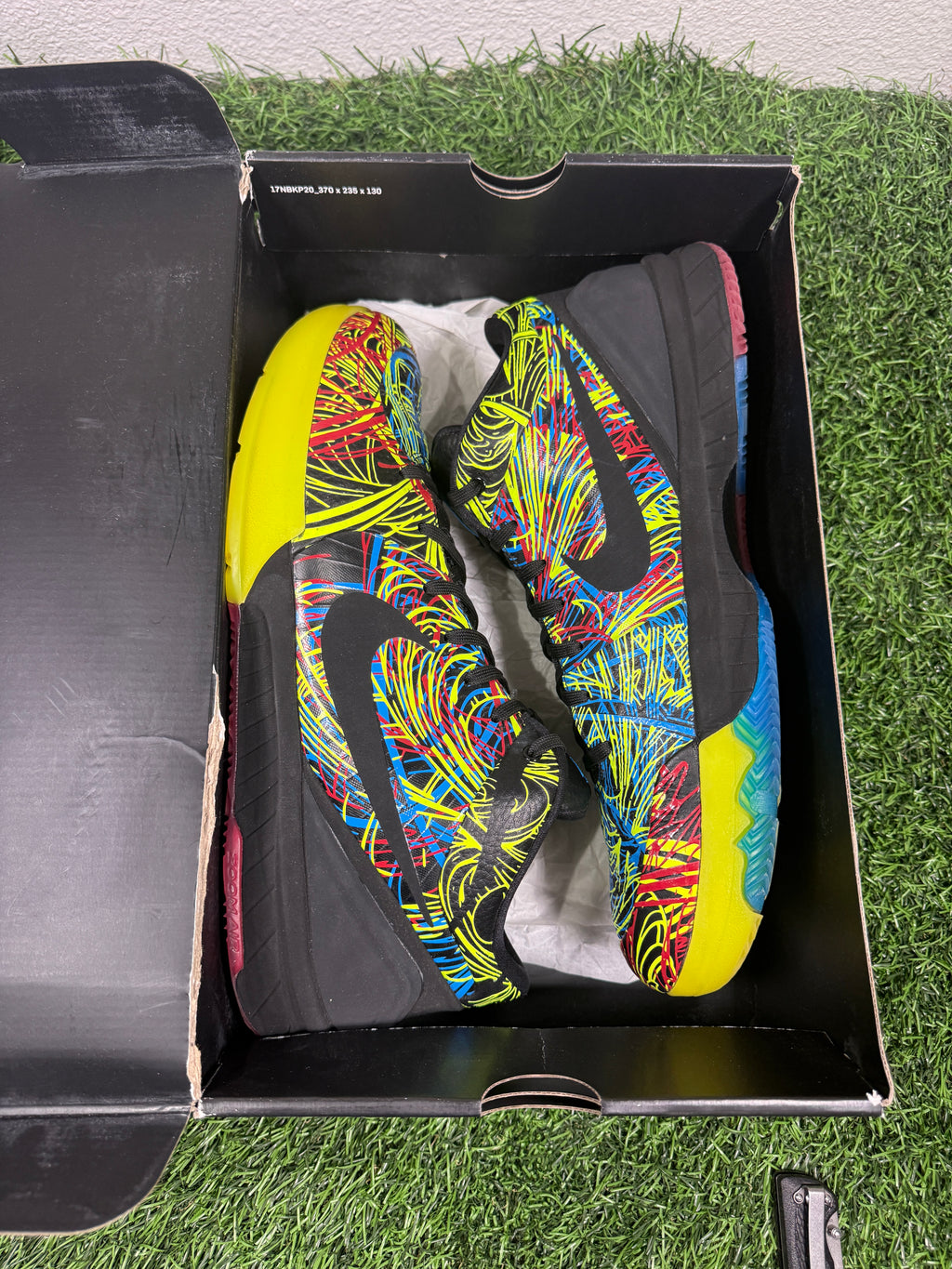 Kobe 4 “Wizenard” (Size 14)
