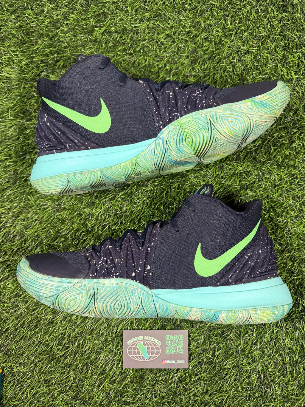 Kyrie 5 “UFO” (Size 13)