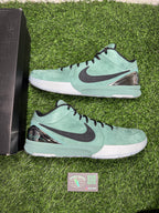 Kobe 4 “Girl Dad” (Size 15)