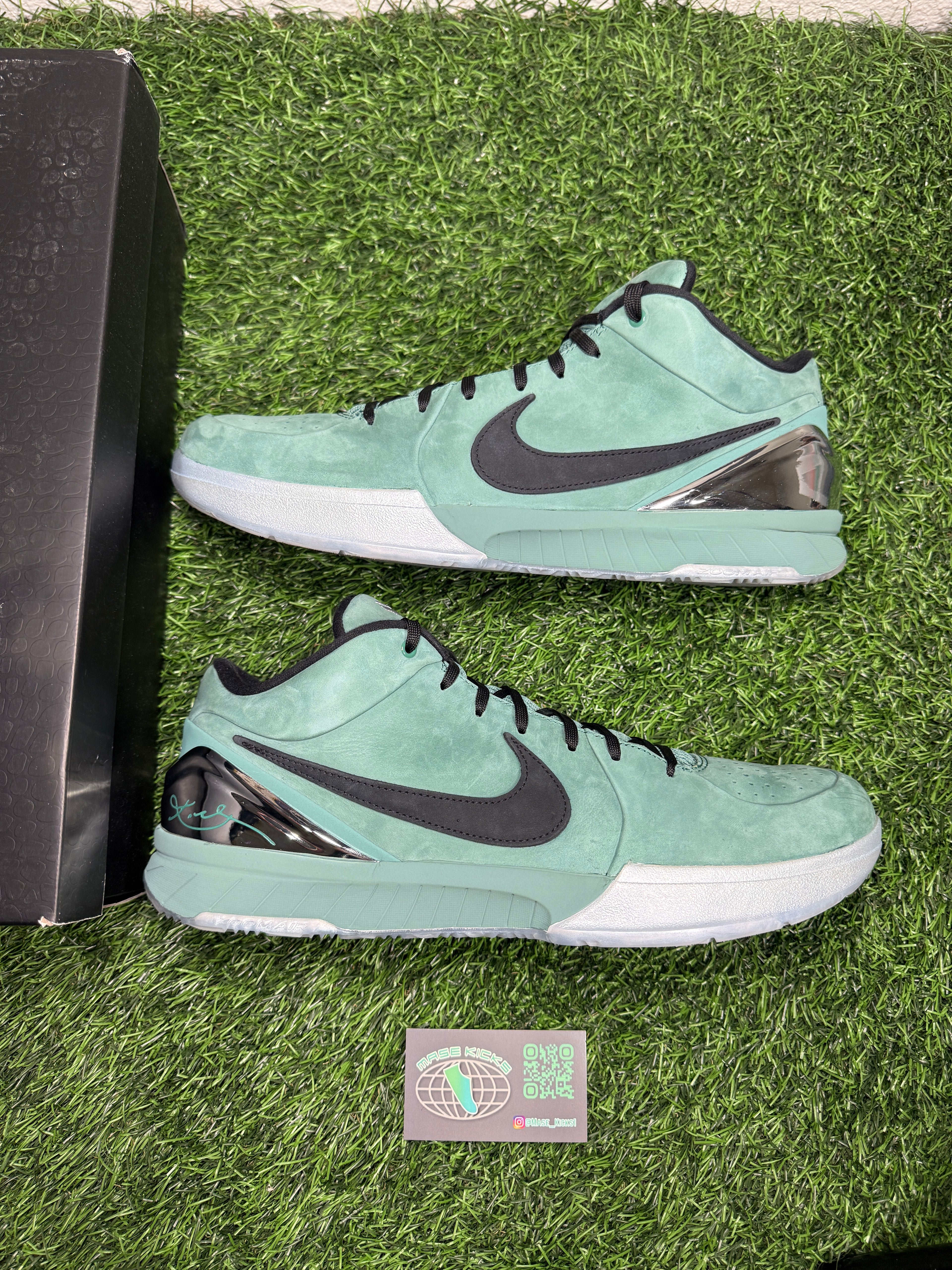 Kobe 4 “Girl Dad” (Size 15)