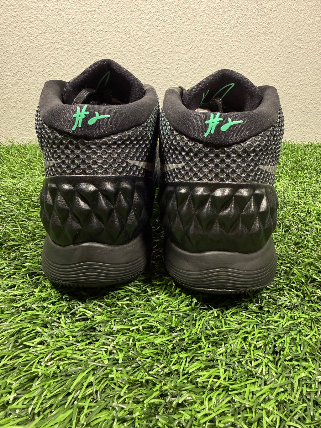 Kyrie 1 “Drive Way” (Size 14)