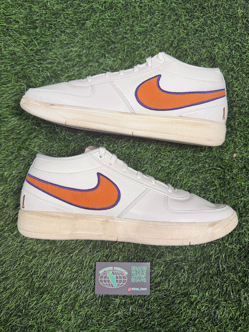 Book 1 “Valley” (Size 13)
