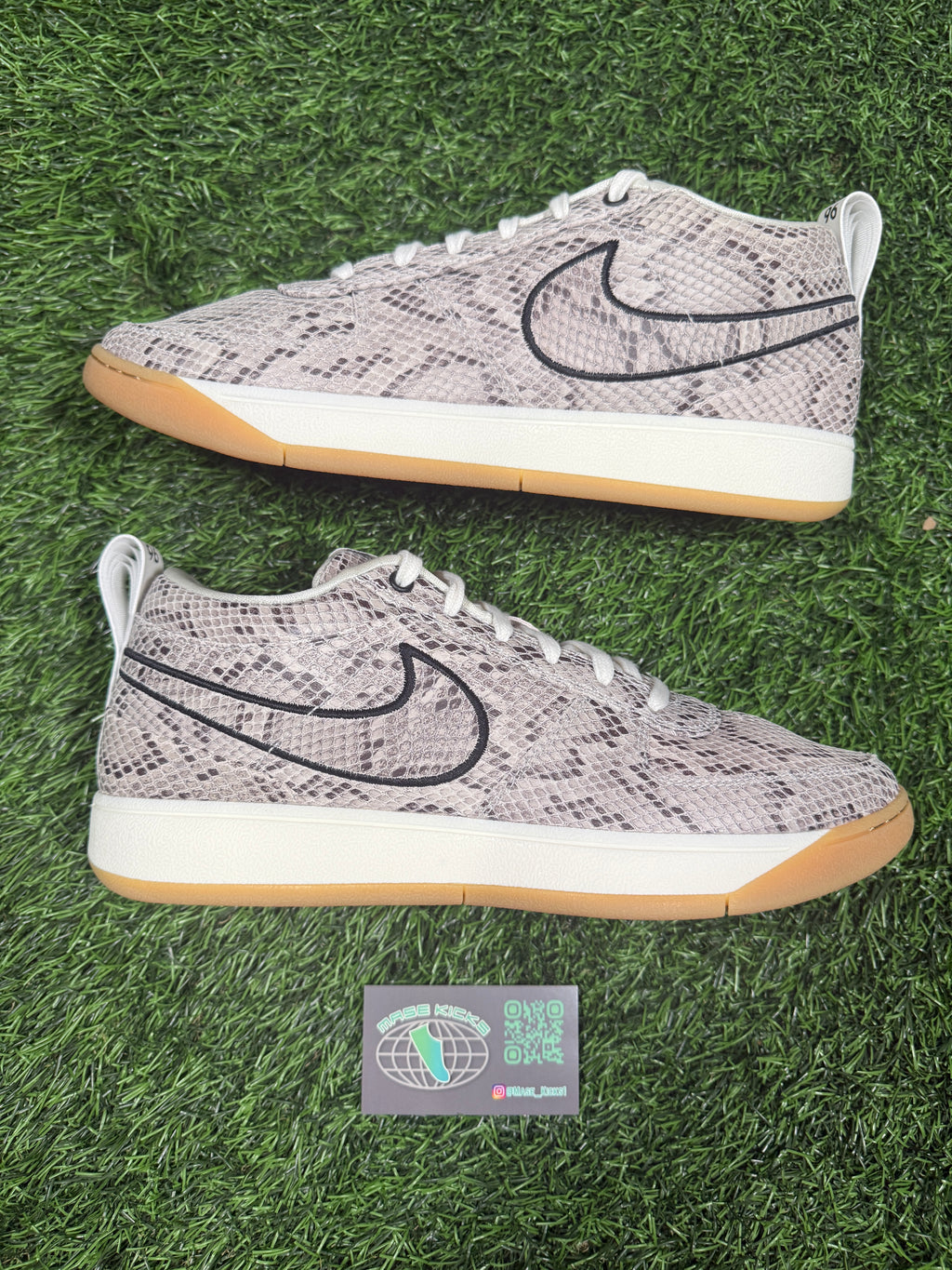 Book 1 “Python” (Size 11.5)
