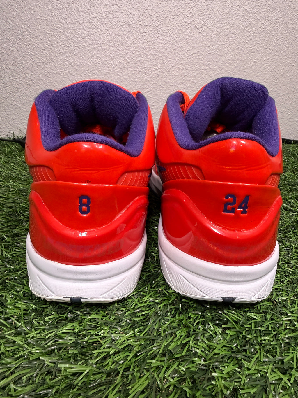Kobe 4 Undefeated “Phoenix Suns” (Size 13)