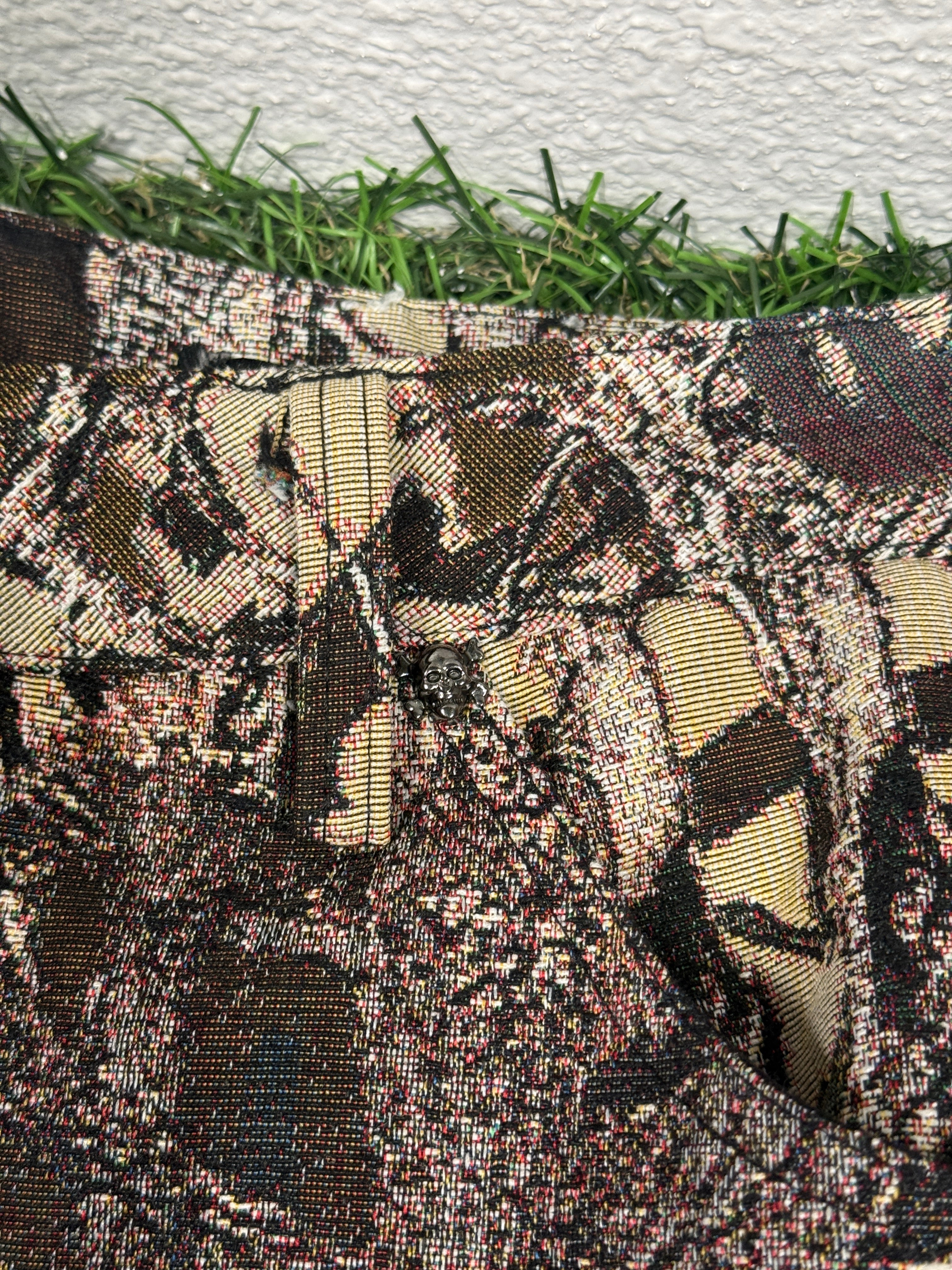 Tapestry Streetwear Pants (30 Waist)