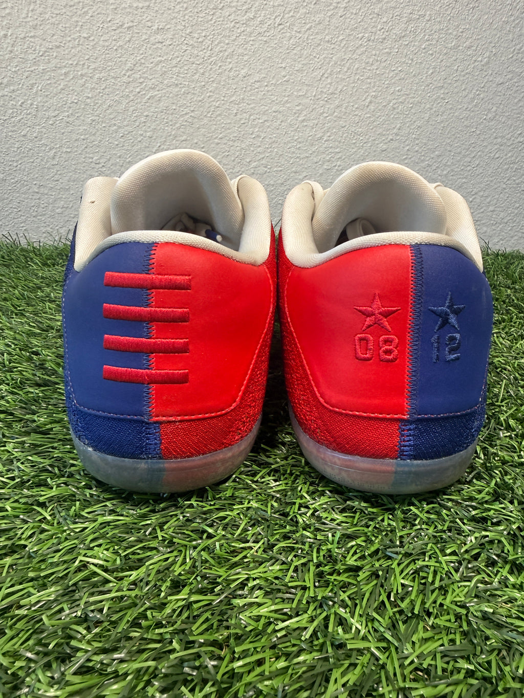 Kobe 11 “USA” (Size 13)