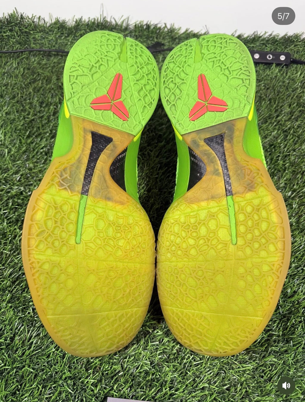 Kobe 6 Protro “Grinch” (Size 15)