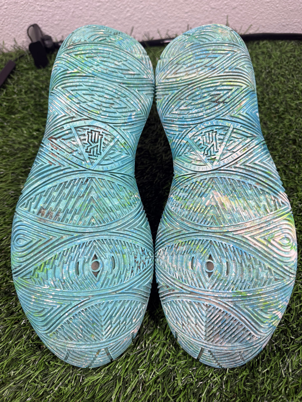 Kyrie 5 “UFO” (Size 12)