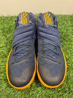 Kyrie 2 “Cavs” (Size 11.5)