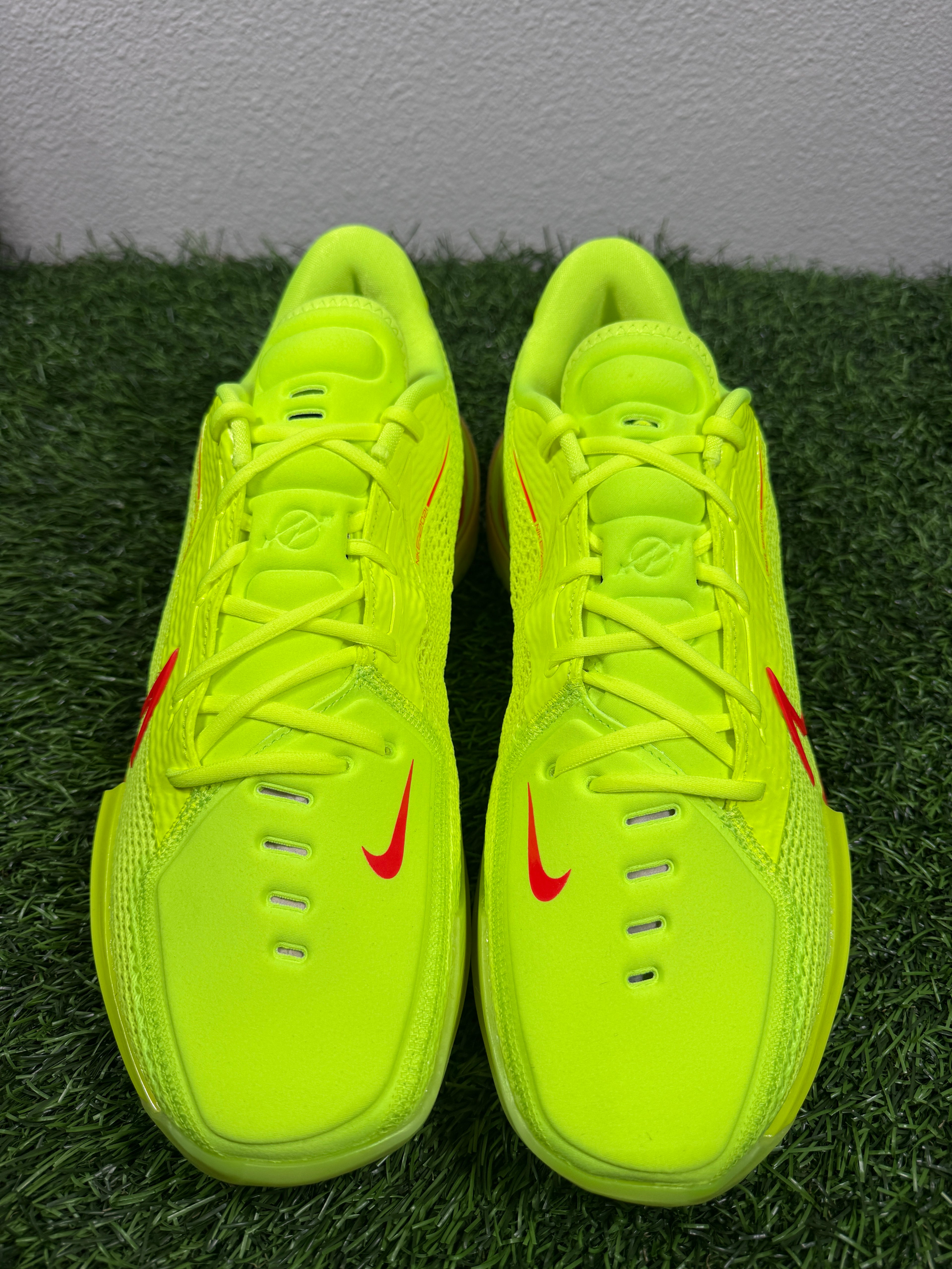 GT Cut 1 EYBL “Volt” (Size 15)