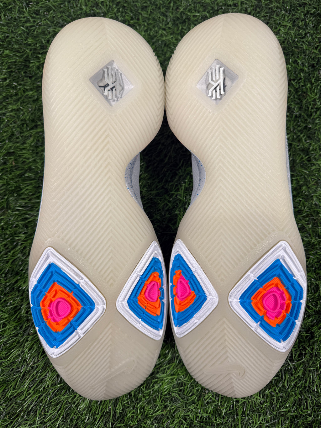 Kyrie 3 “EYBL” (Size 14)