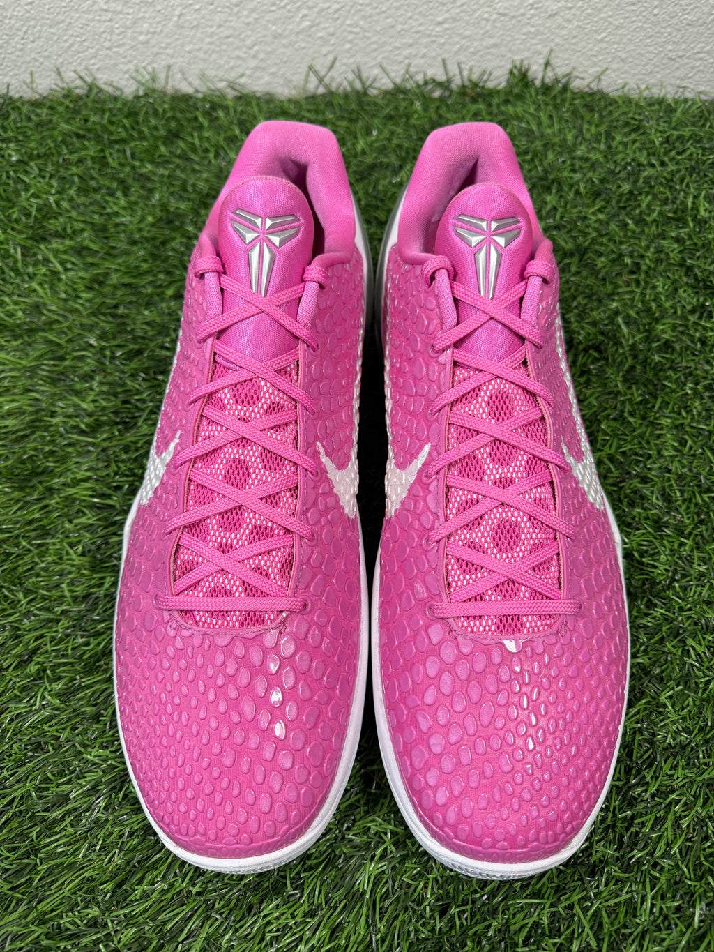 Kobe 6 “Kay Yow” (Size 14)
