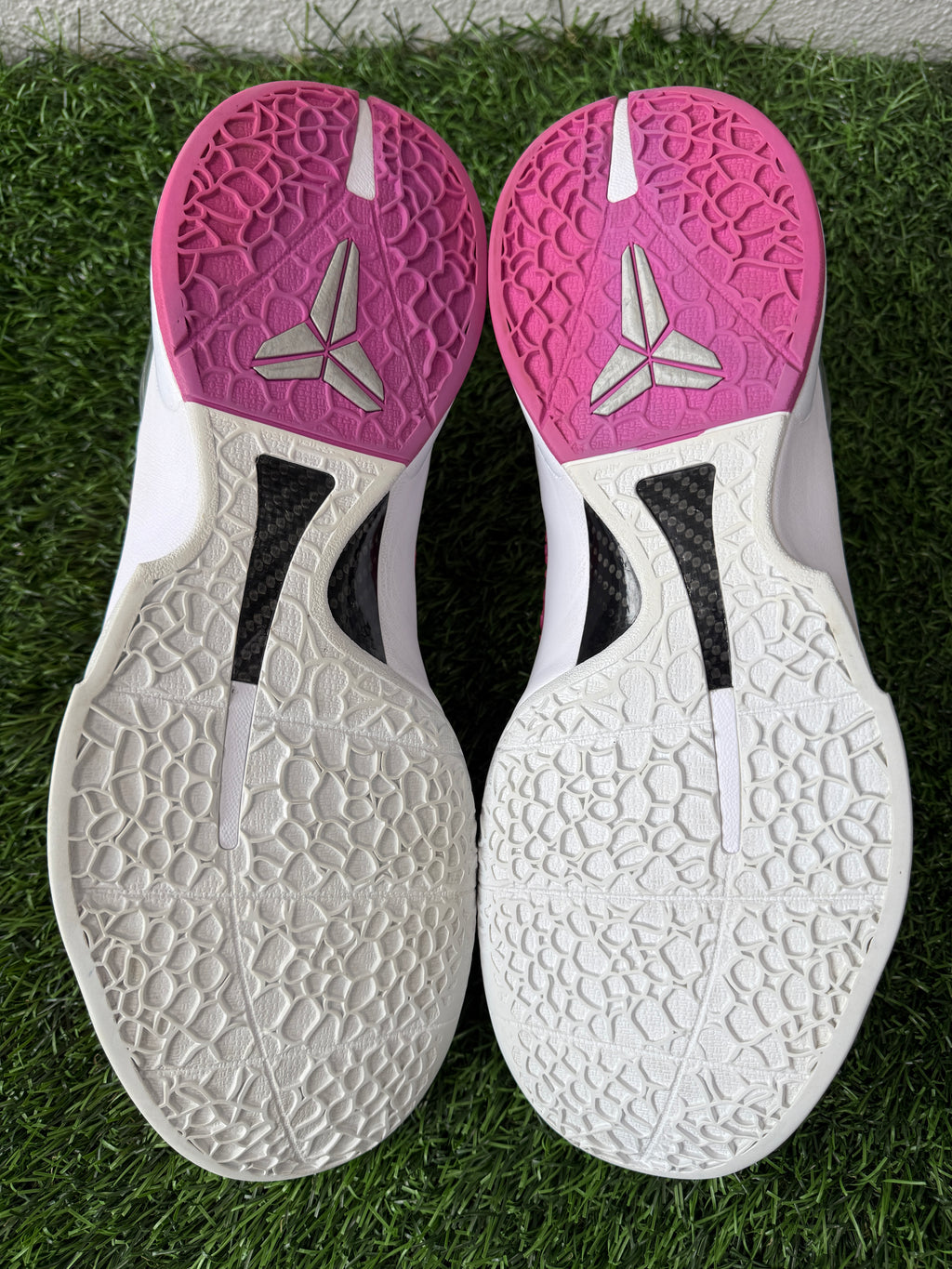 Kobe 6 “Kay Yow” (Size 15)