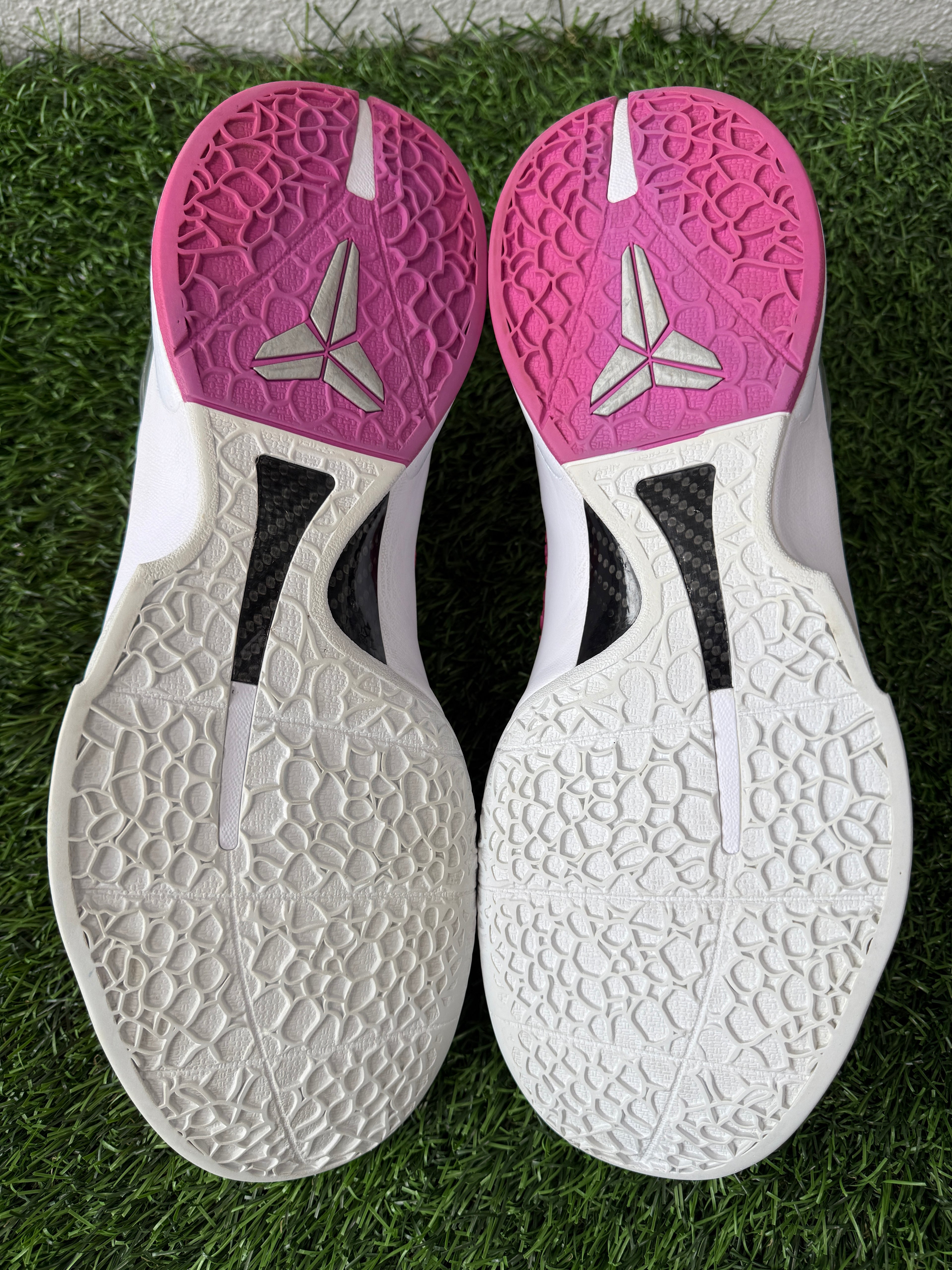 Kobe 6 “Kay Yow” (Size 15)