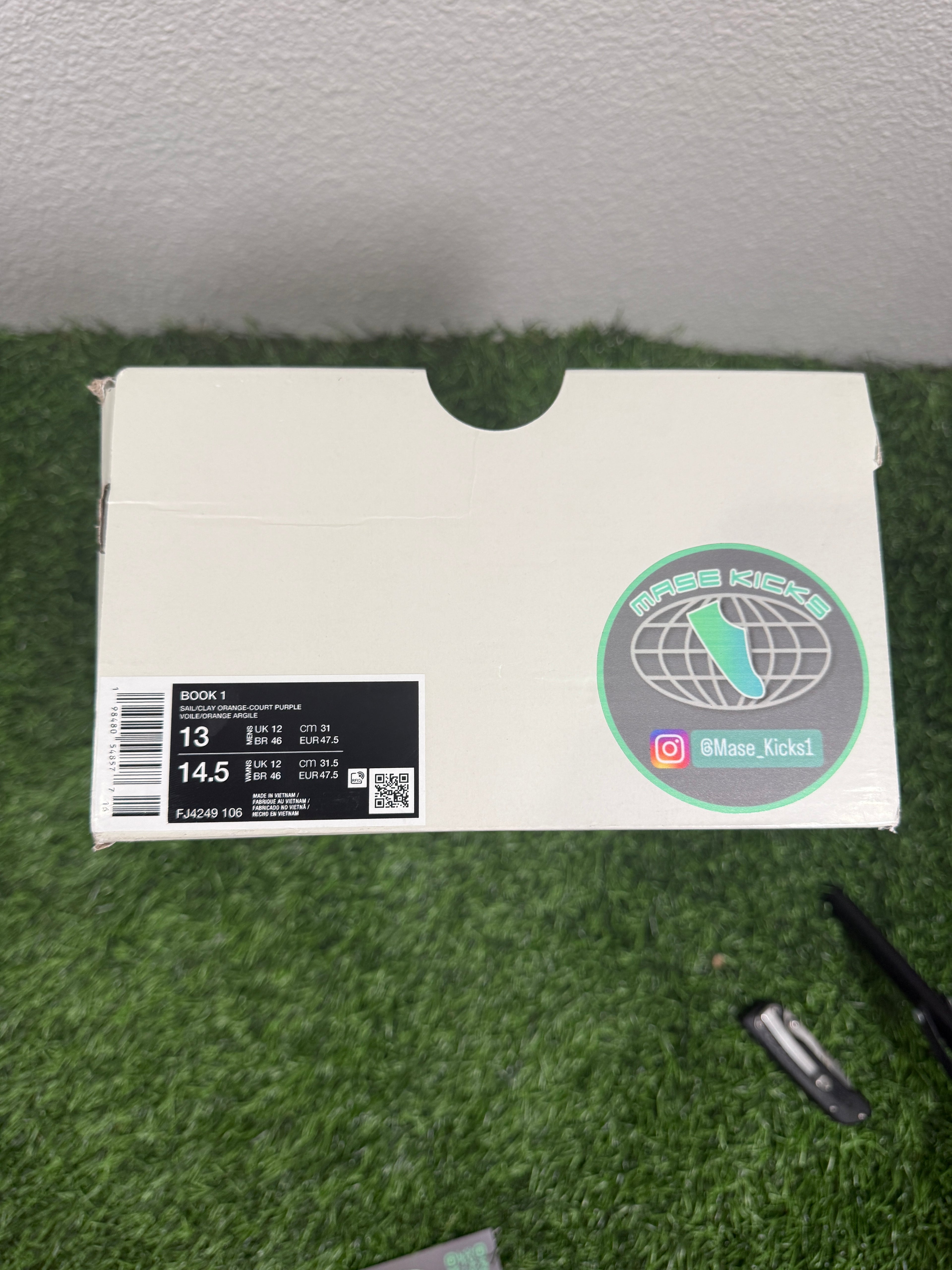 Book 1 “Valley” (Size 13)