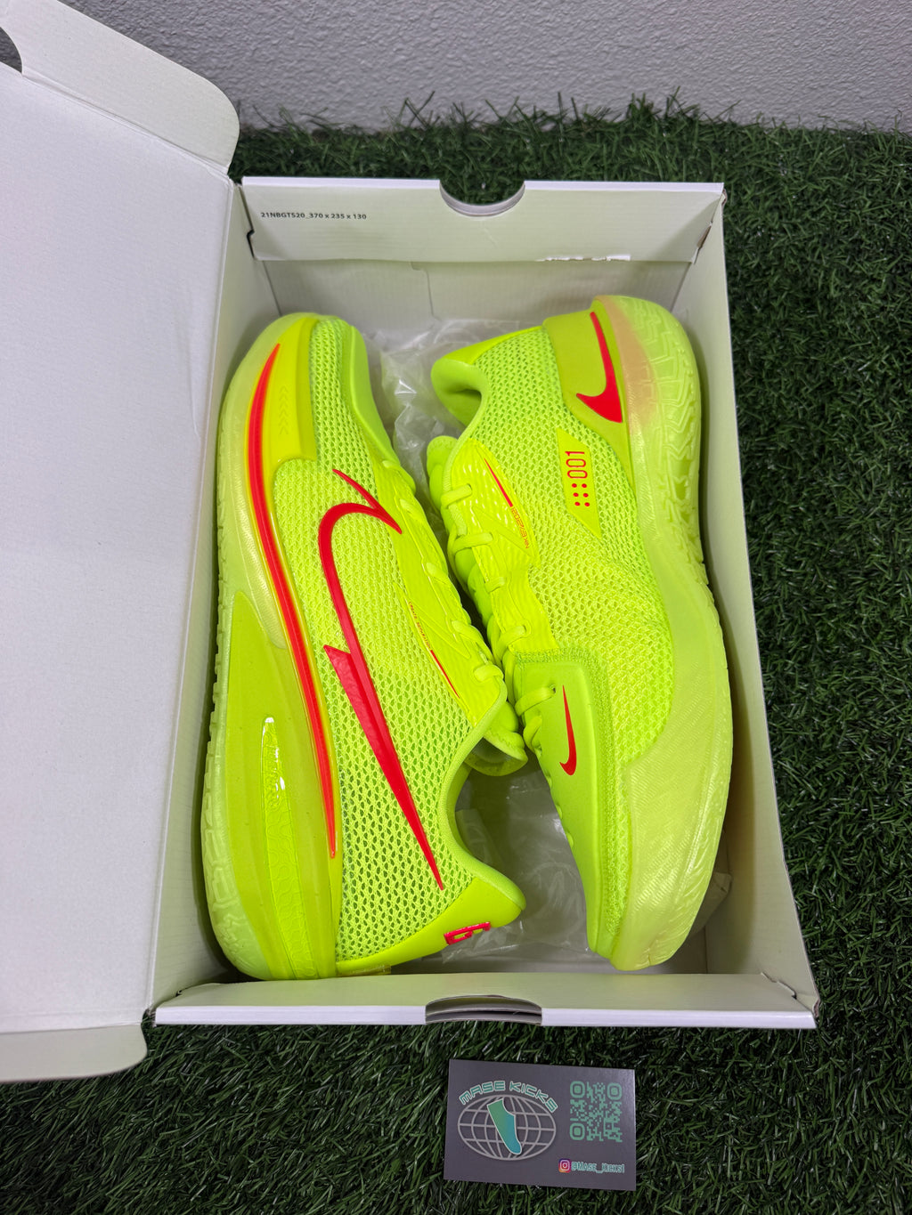GT Cut 1 EYBL “Volt” (Size 15)