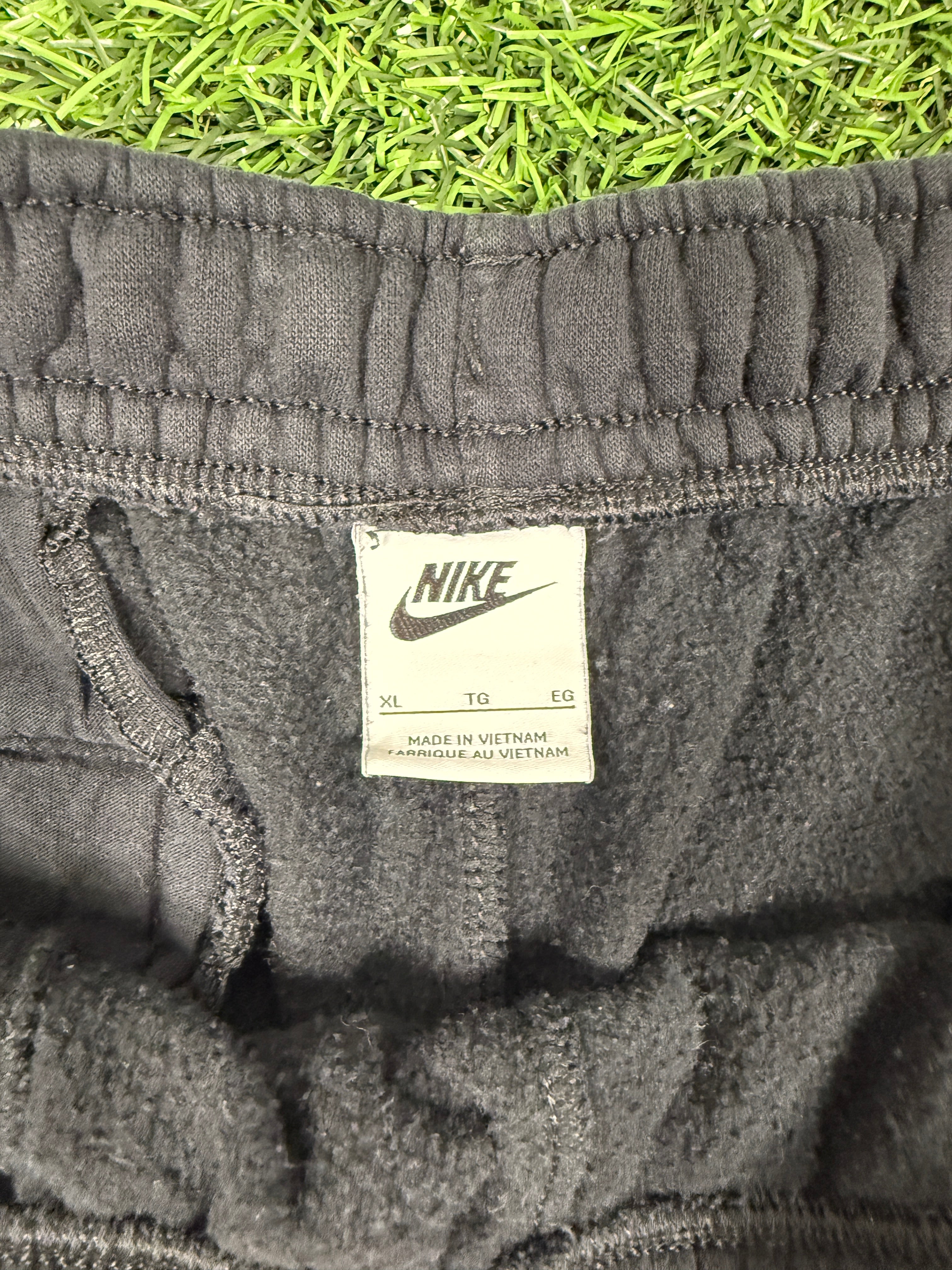 Nike x Mase Kicks Hoop Cut-off Sweats (XL)
