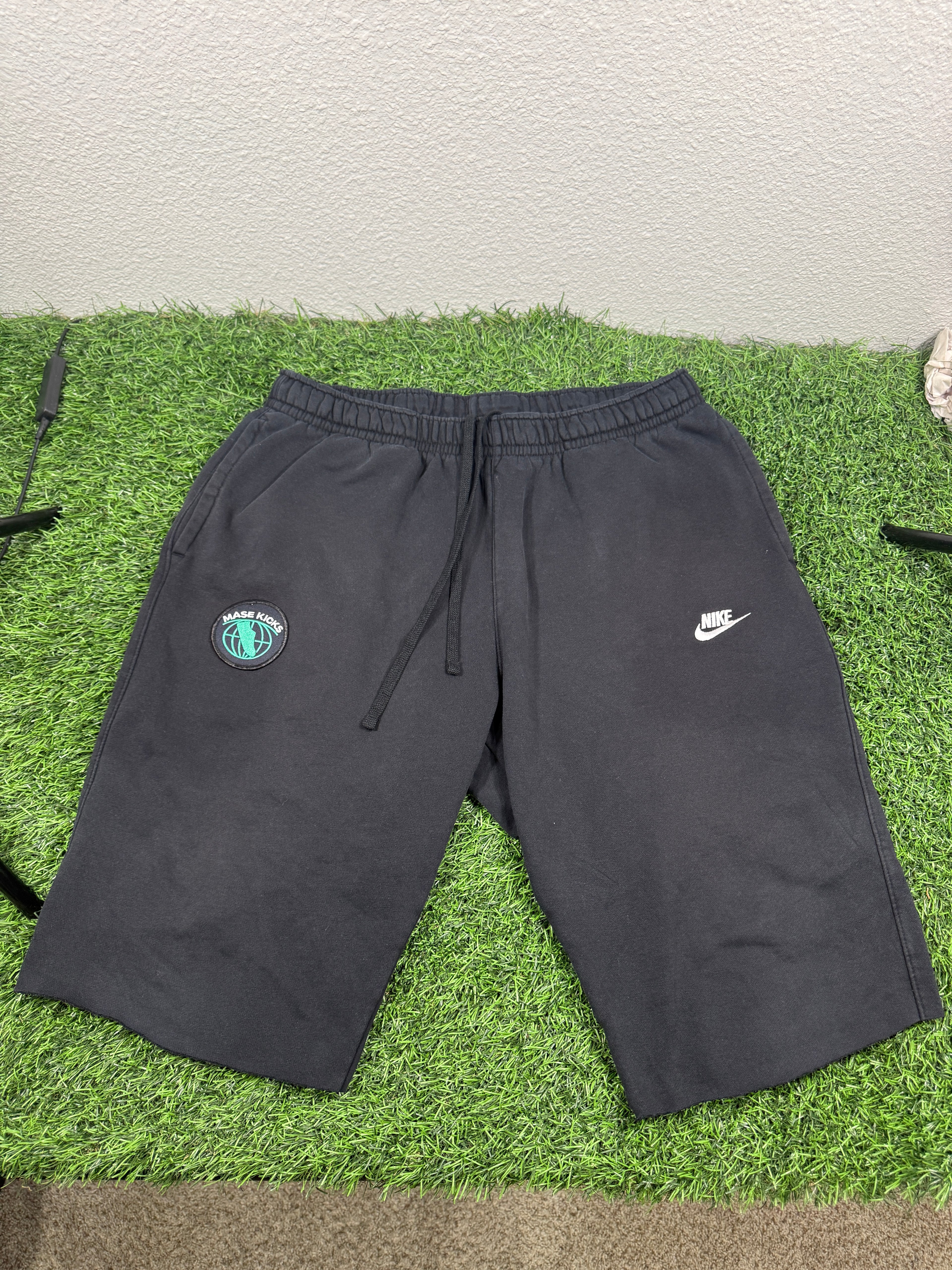 Nike x Mase Kicks Hoop Cut-off Sweats (XL)