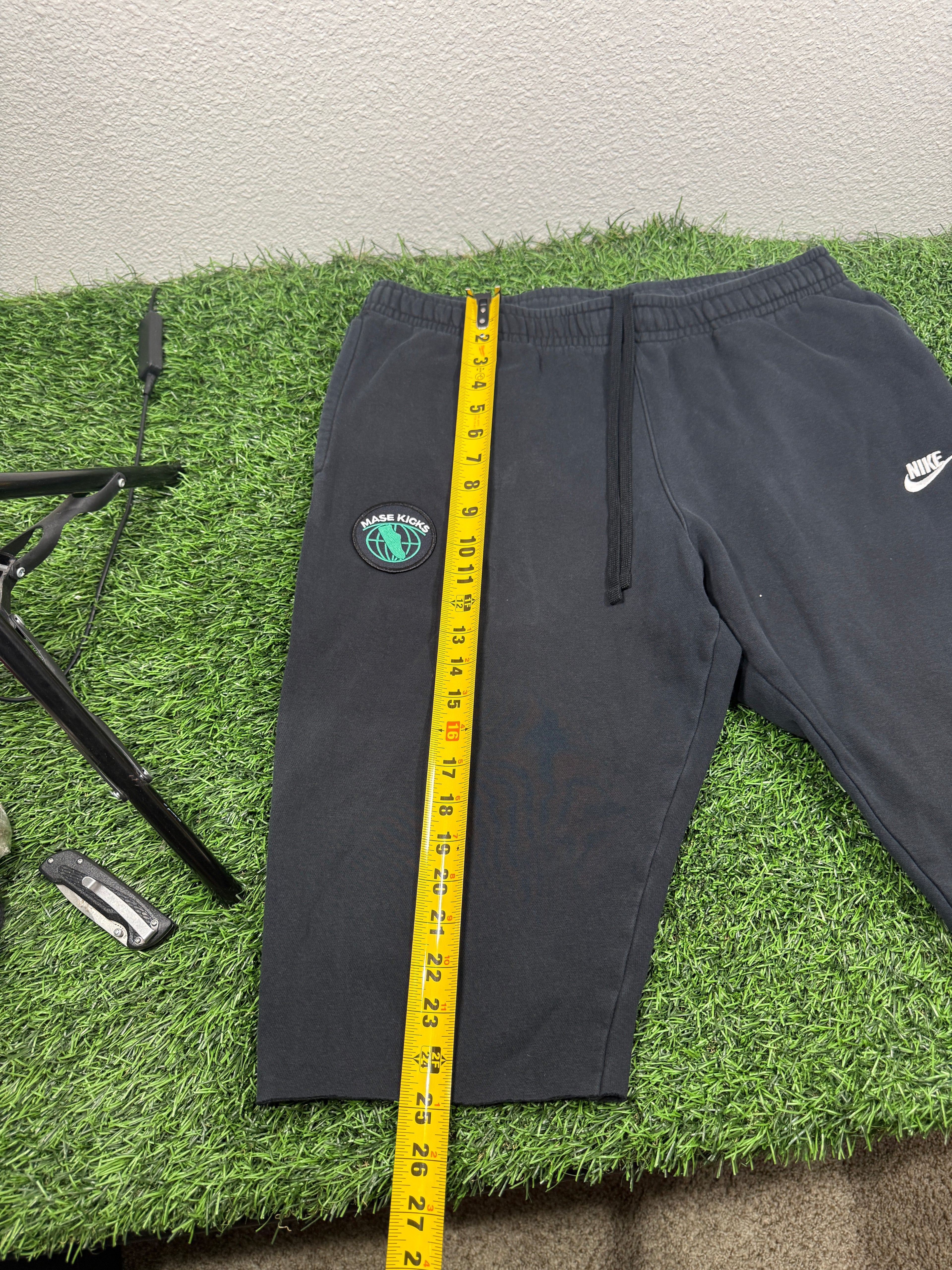 Nike x Mase Kicks Hoop Cut-off Sweats (XL)