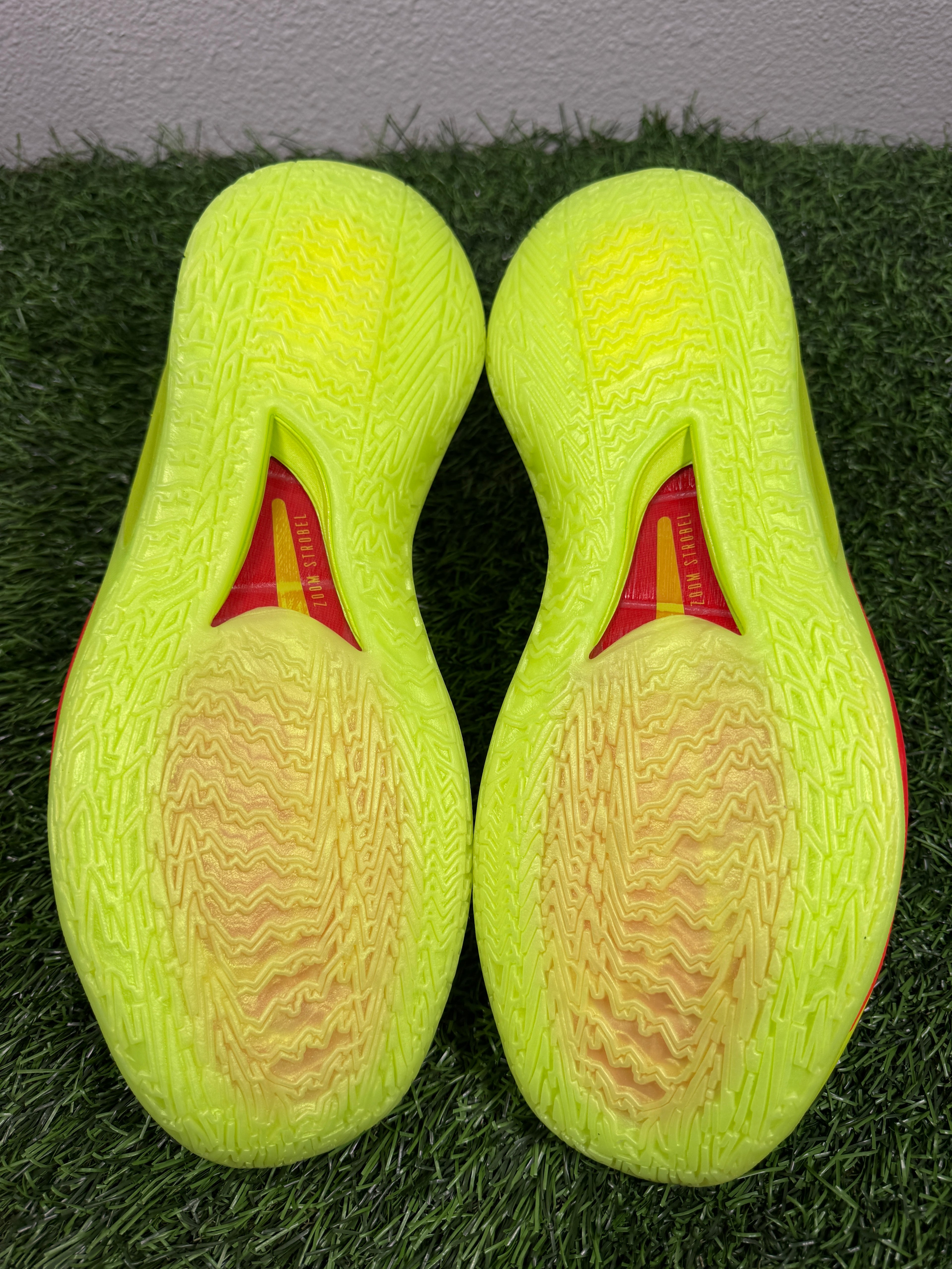 GT Cut 1 EYBL “Volt” (Size 15)